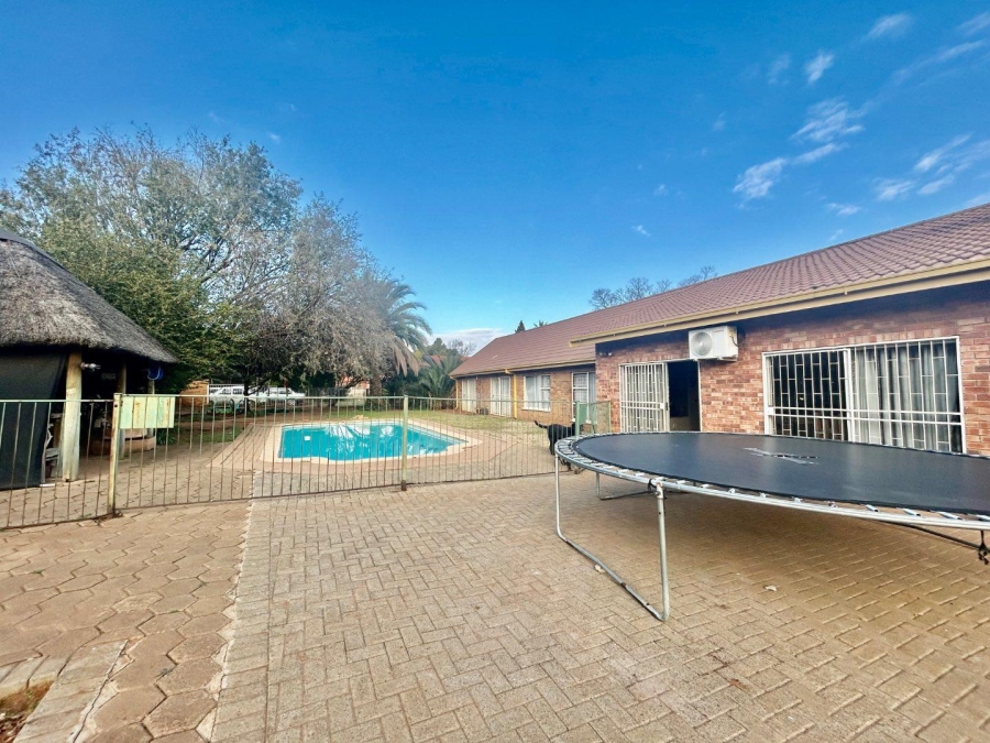 4 Bedroom Property for Sale in Universitas Ridge Free State